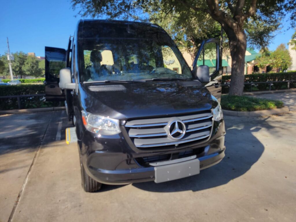 airport transportation sugar land texas