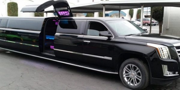 Difference-between-Hummer-Limo-Stretch-Limo-1200x480